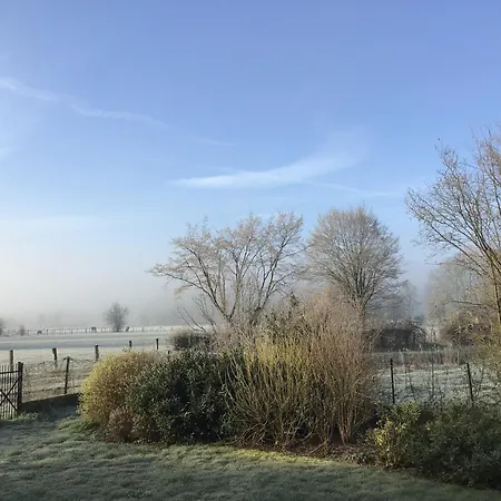 Family Near Forest Ferienhaus Les Bulles